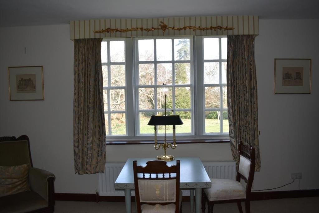 Hellingly Holmbush Houseゲストハウス エクステリア 写真